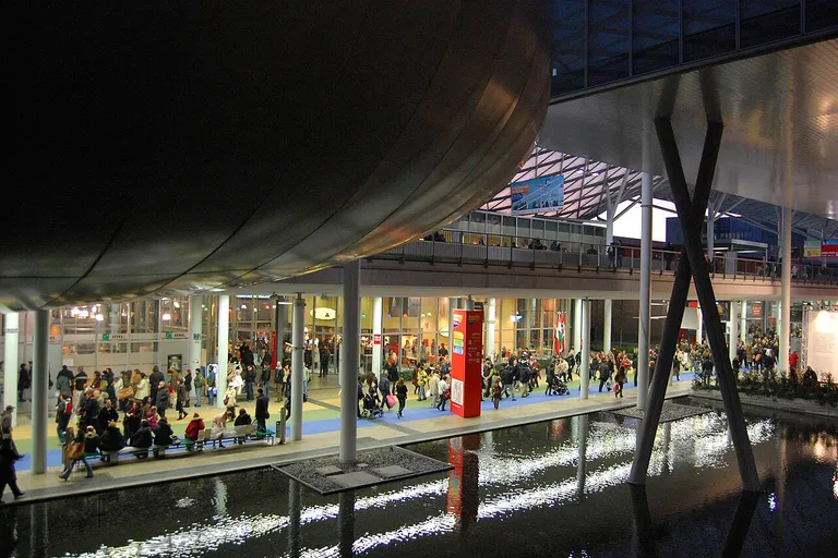 Fiera Milano Rho exhibition halls, CPHI venue in 2026