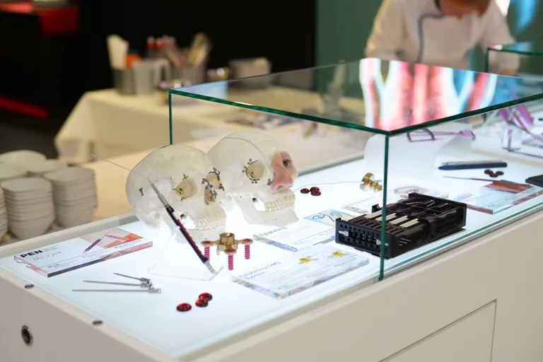 Medical technology trade fair hall with exhibitor stands