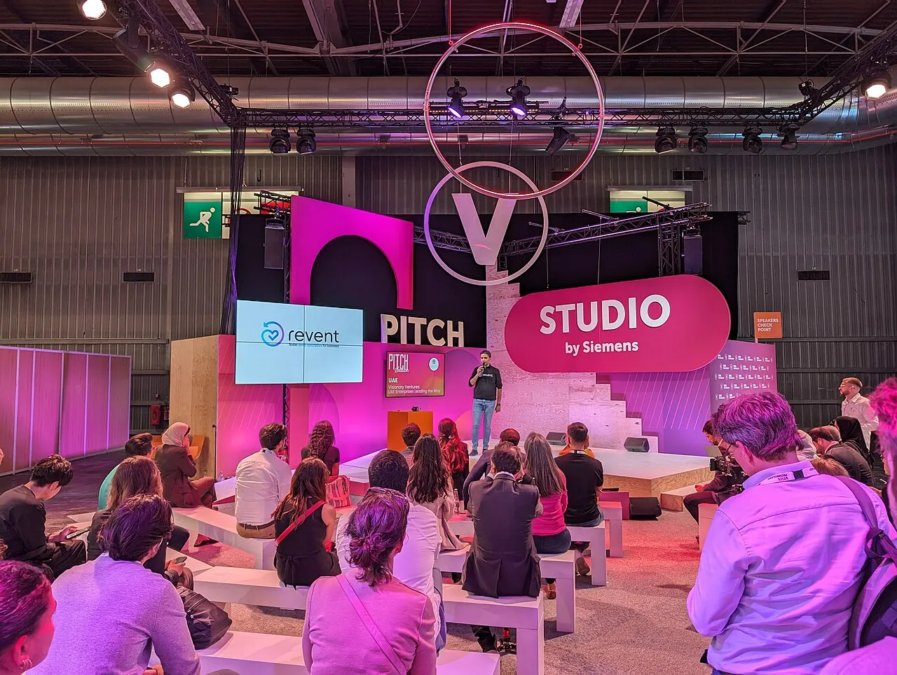 Public pitch stage at VivaTech 2024