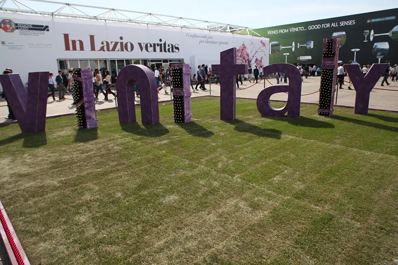 Vinitaly sign outside Veronafiere
