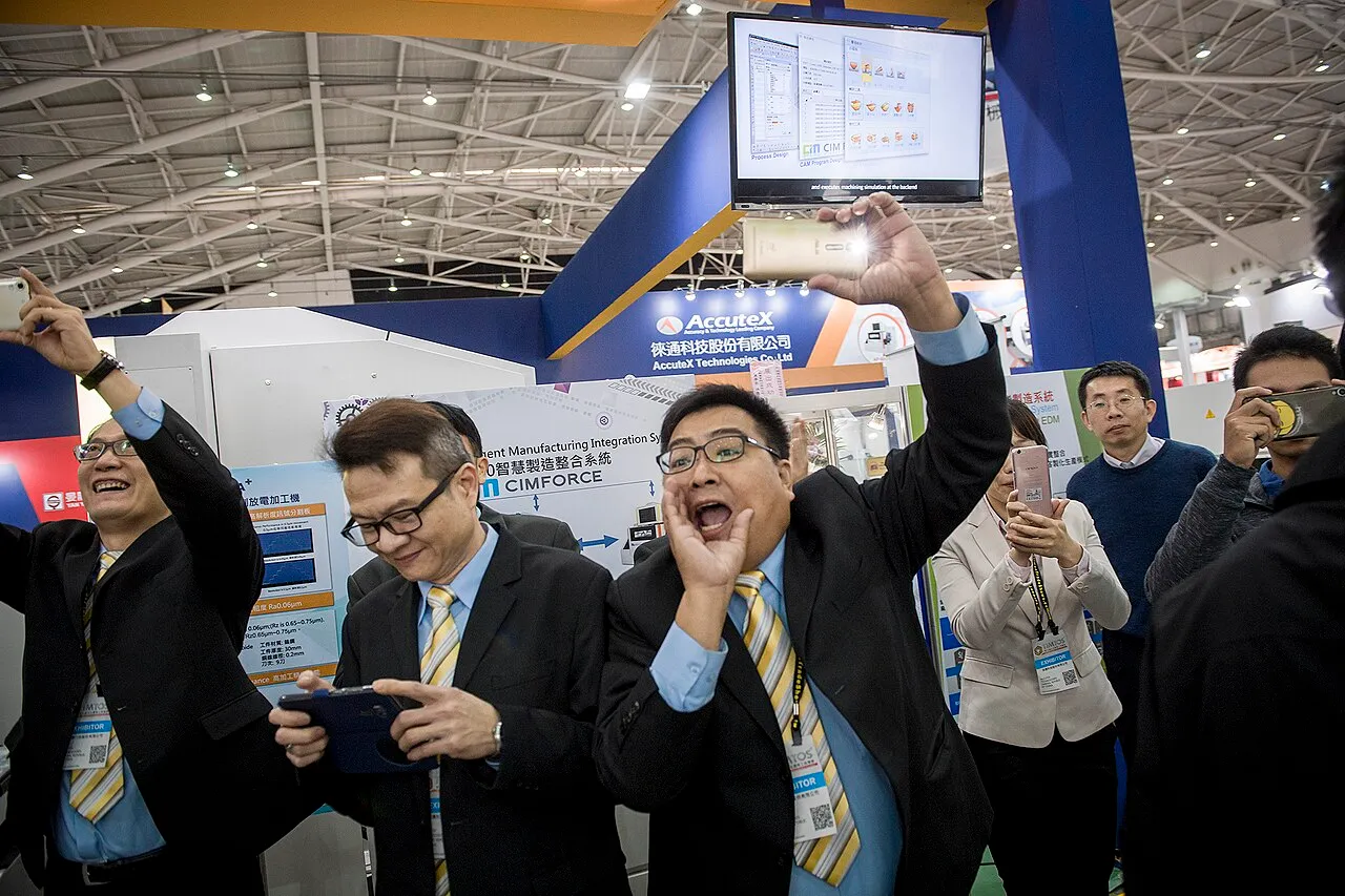 Visitors at the 2017 Taipei International Machine Tool Show