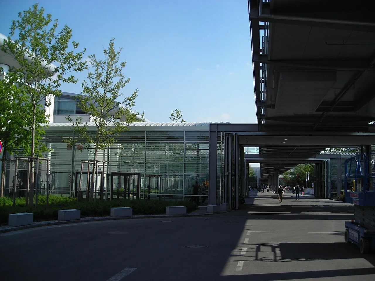 Walkway between the halls at Messe München